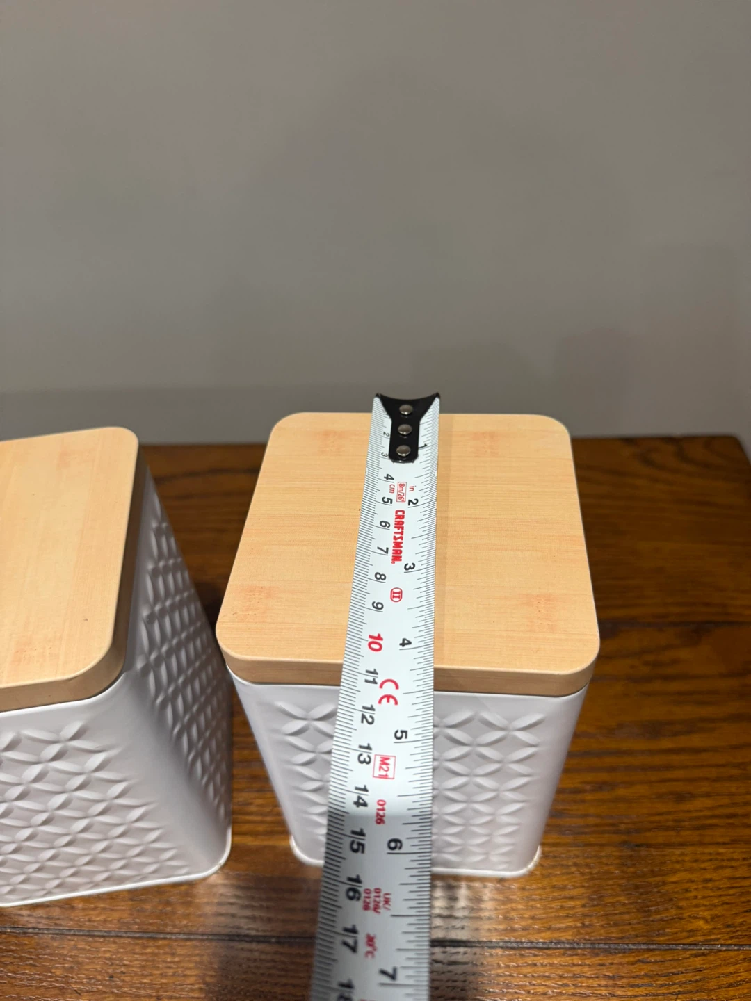 Set of 2 White Square Canisters with Wood Lids - photo 4