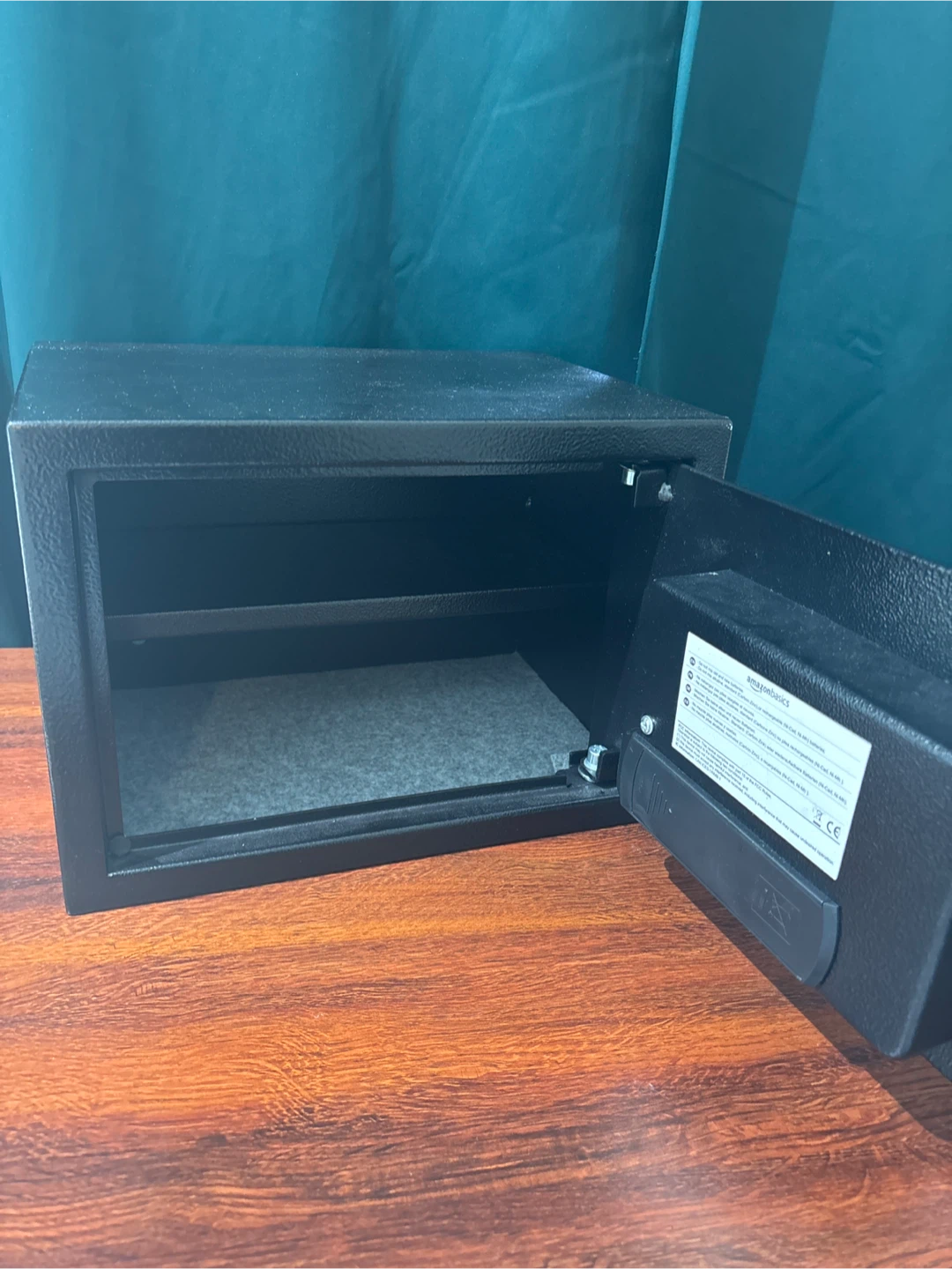 Amazon Basics Electronic Security Safe - photo 4