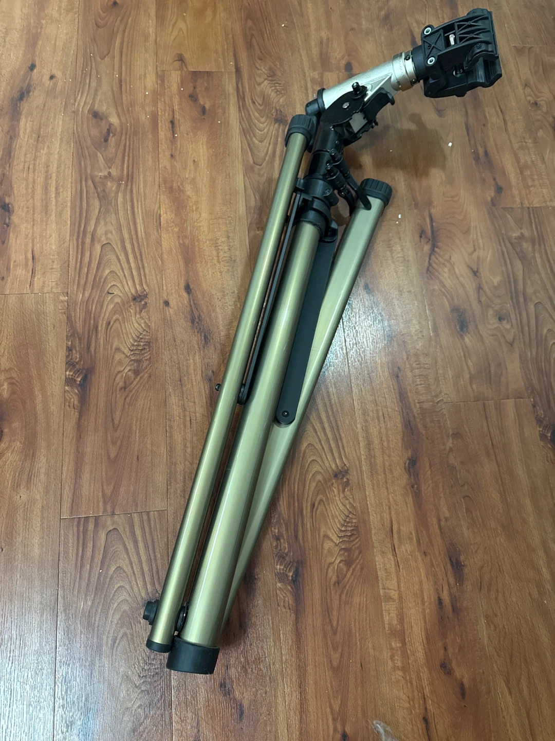 BIKE HAND Bike Repair Stand, Aluminum, Portable (Max 110 lbs) - photo 3