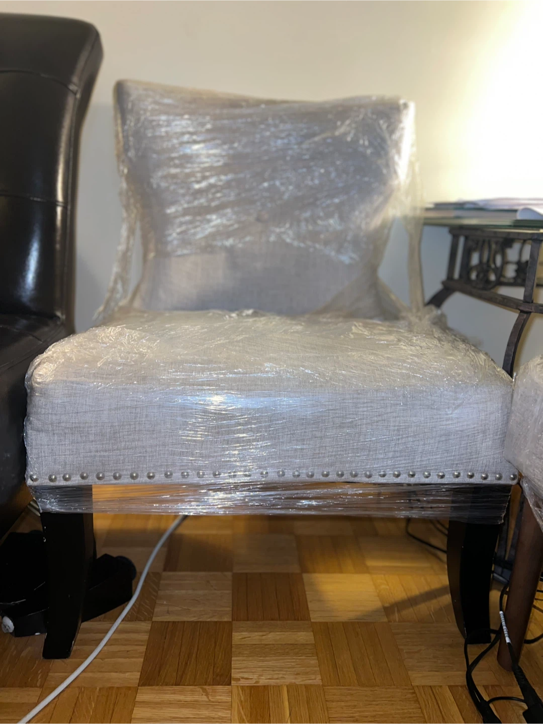 Light Grey Accent Chair - photo 3