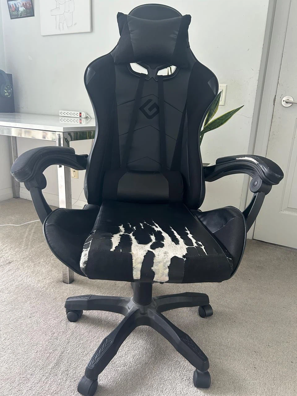 Black Gaming Chair