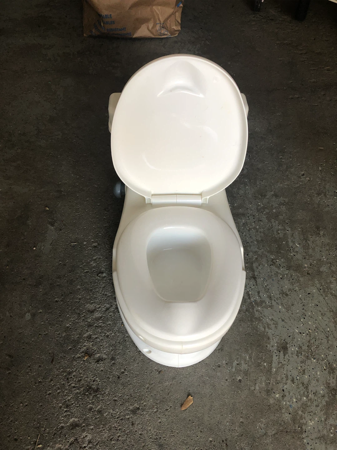 Toddler Training Toilet - photo 2