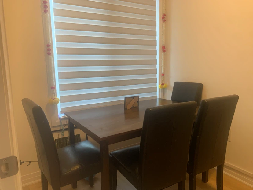 Dark Wood Dining Table and 4 Chairs - photo 3