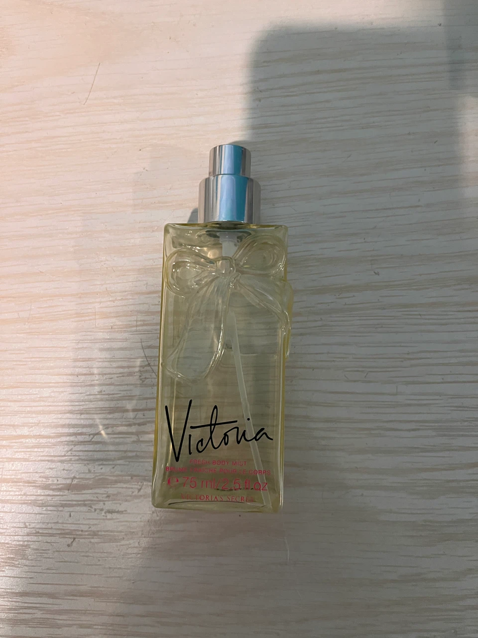 Victoria's Secret Victoria Fresh Body Mist - photo 2