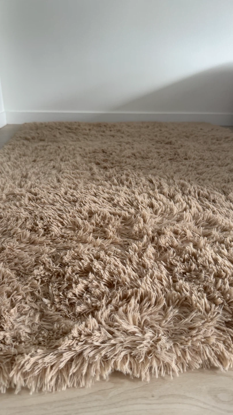 OLANLY Fluffy Beige Area Rug 5.9’ x 4’ – Soft & Washable