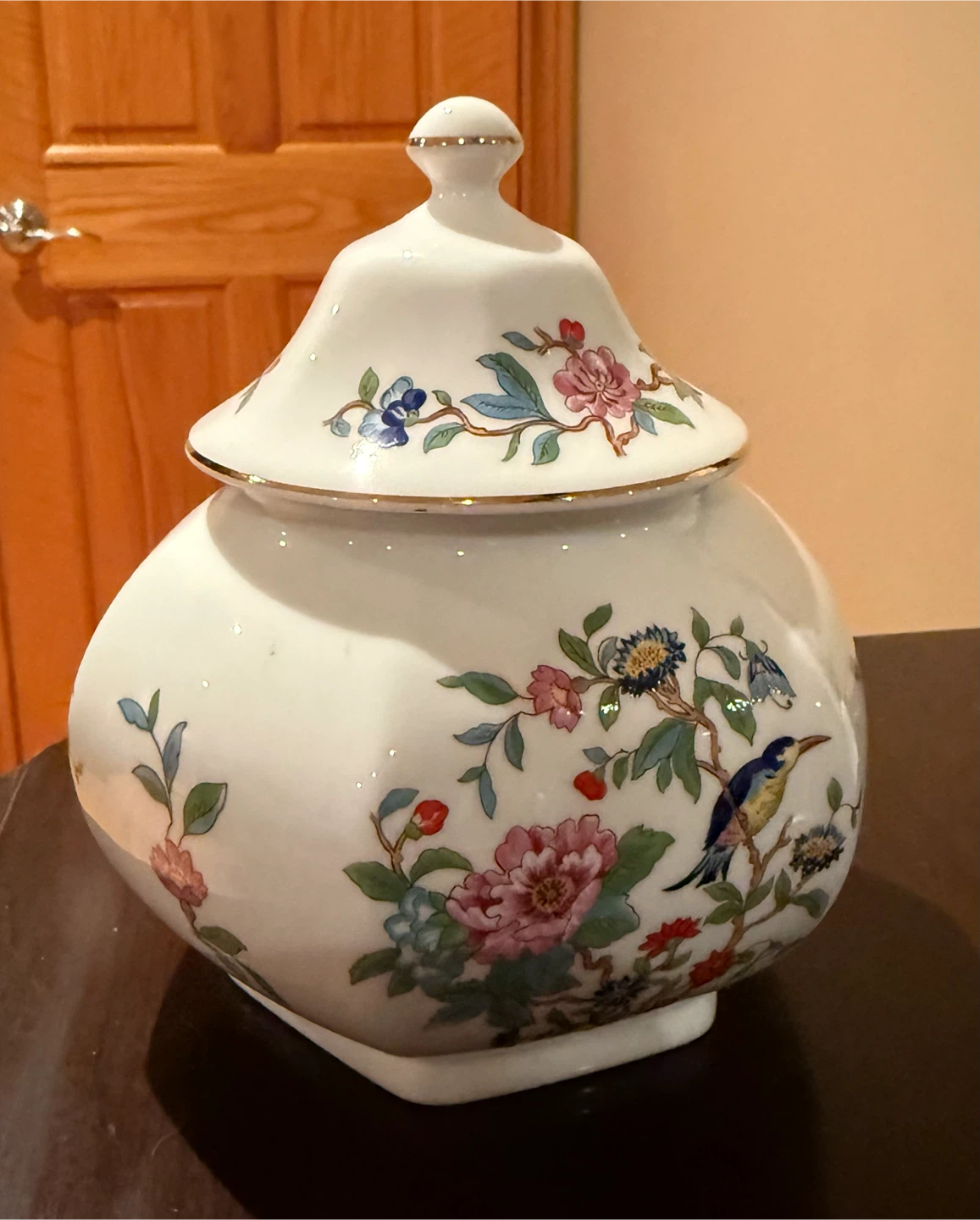 Aynsley Pembroke Lidded Jar