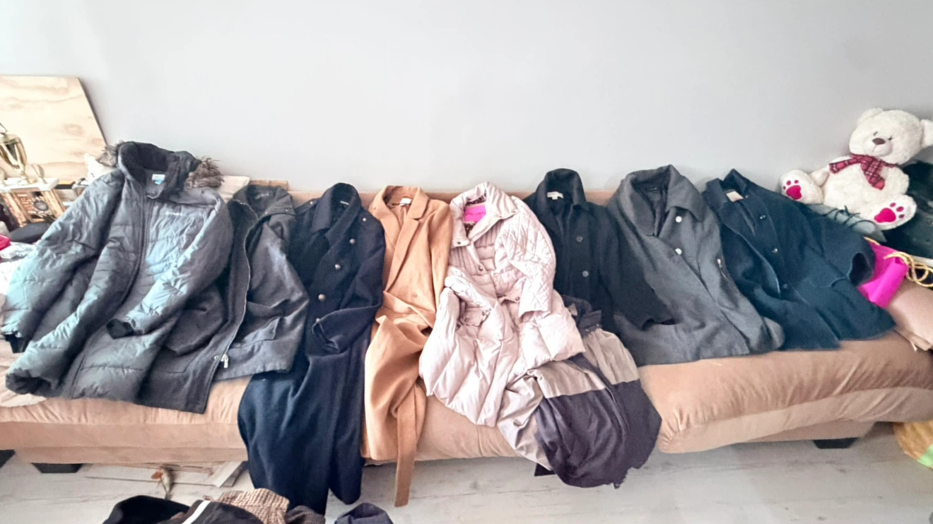 Coats Bundle – Mixed Brands, Men’s & Women’s(XL- 2XL)