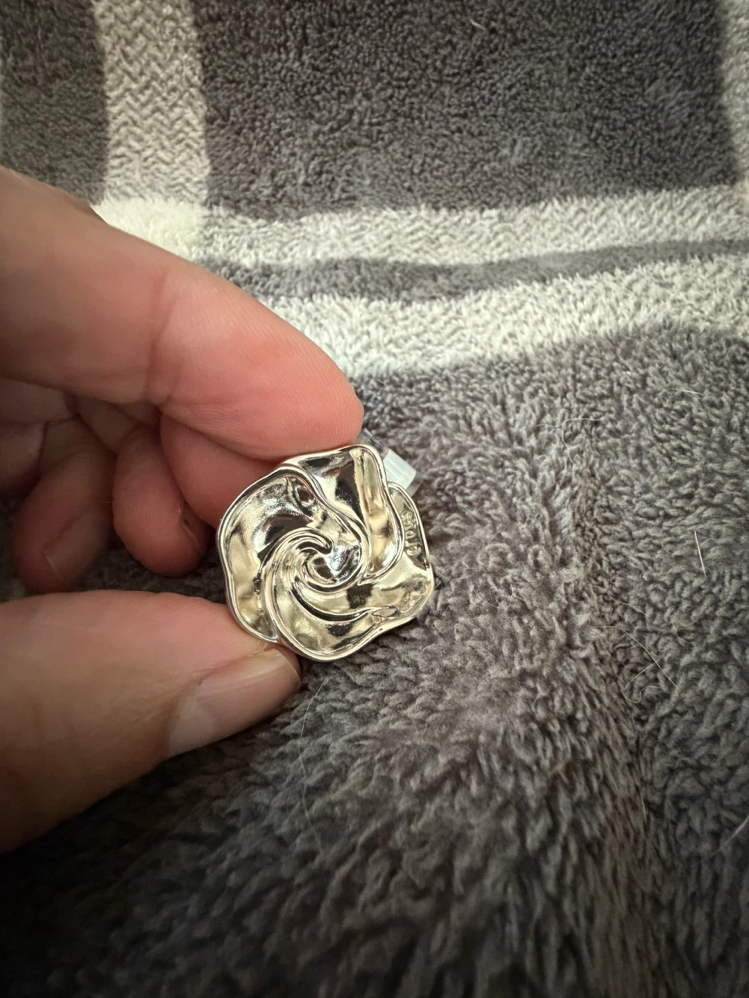 Crocs Jibbitz Metallic Flower Charm