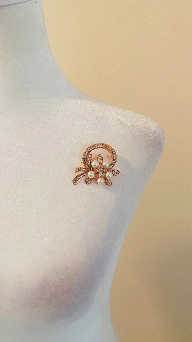 2 inch granny -core  brooch