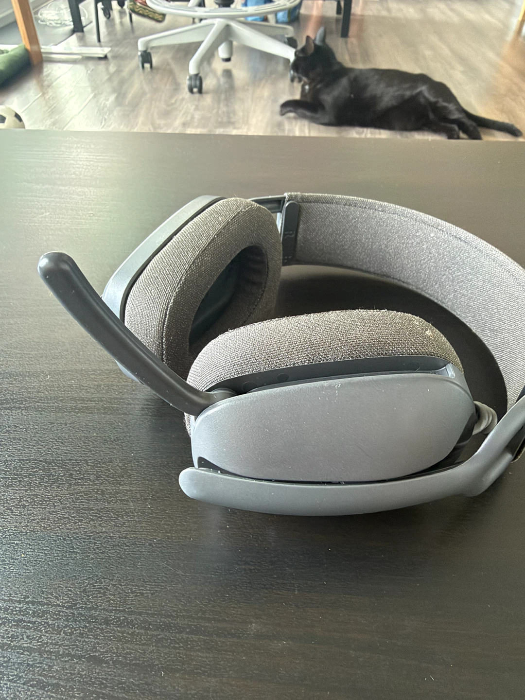 Logitech G435 Wireless Gaming Headset - photo 3