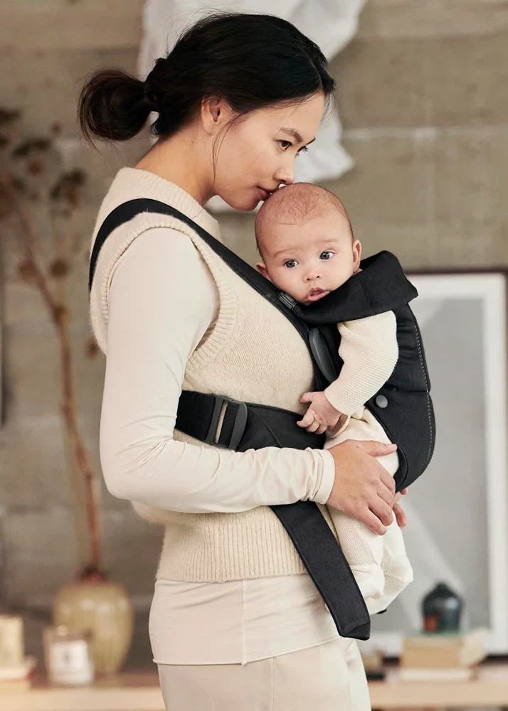 BabyBjörn Baby Carrier Mini, Black, Woven | Newborn Carrier - photo 2