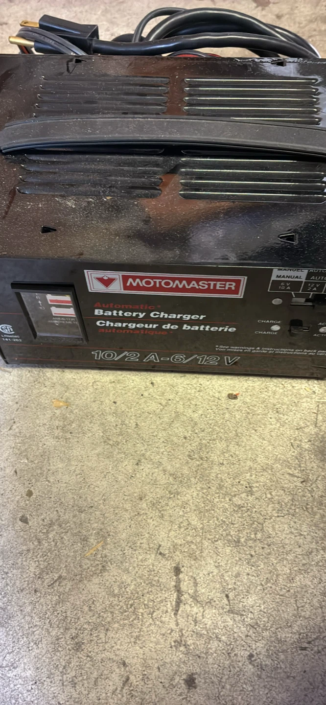 Battery Charger for Sale - photo 4