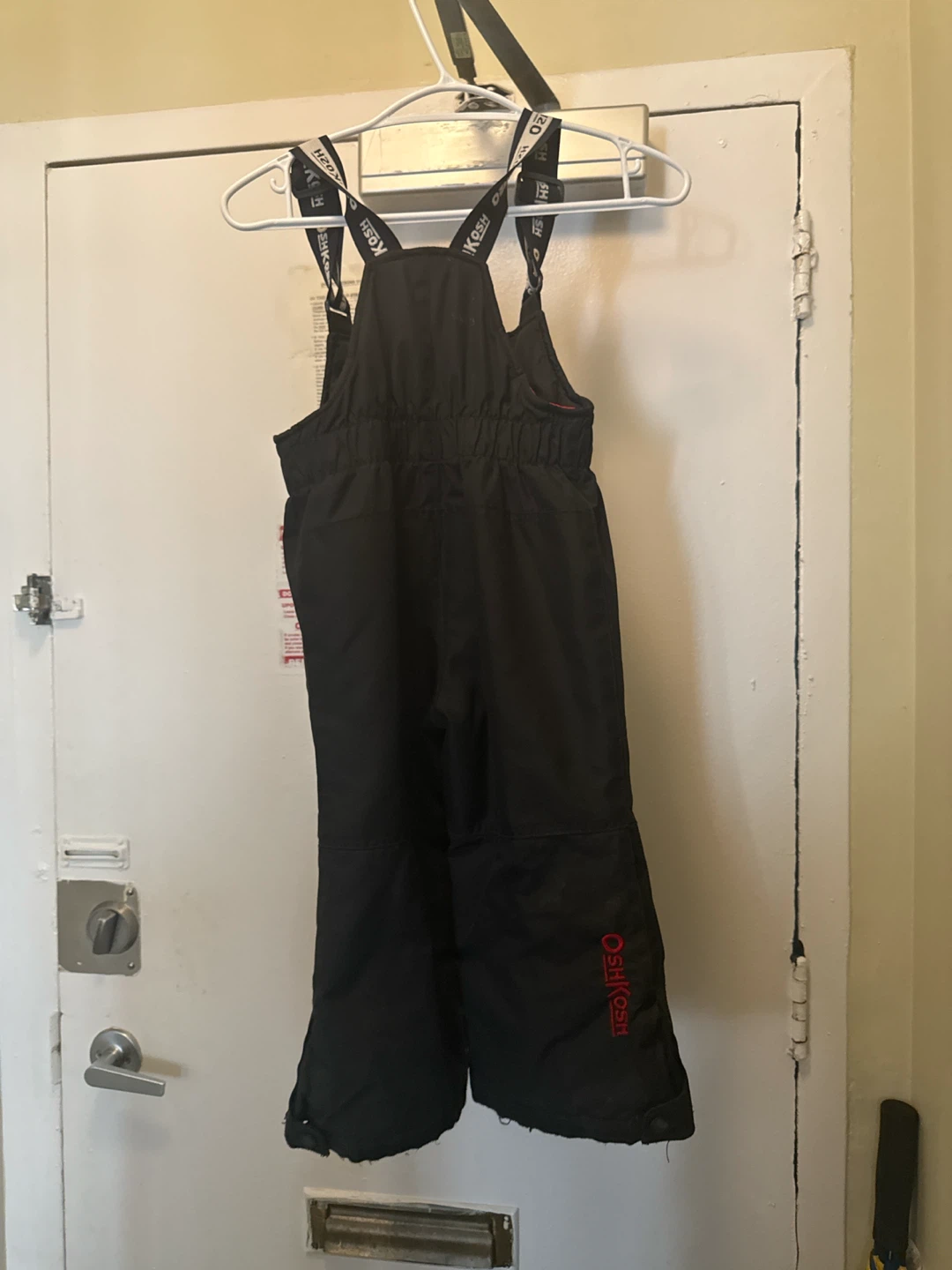 OshKosh B'gosh Black Snow Pants Size 4T - photo 2