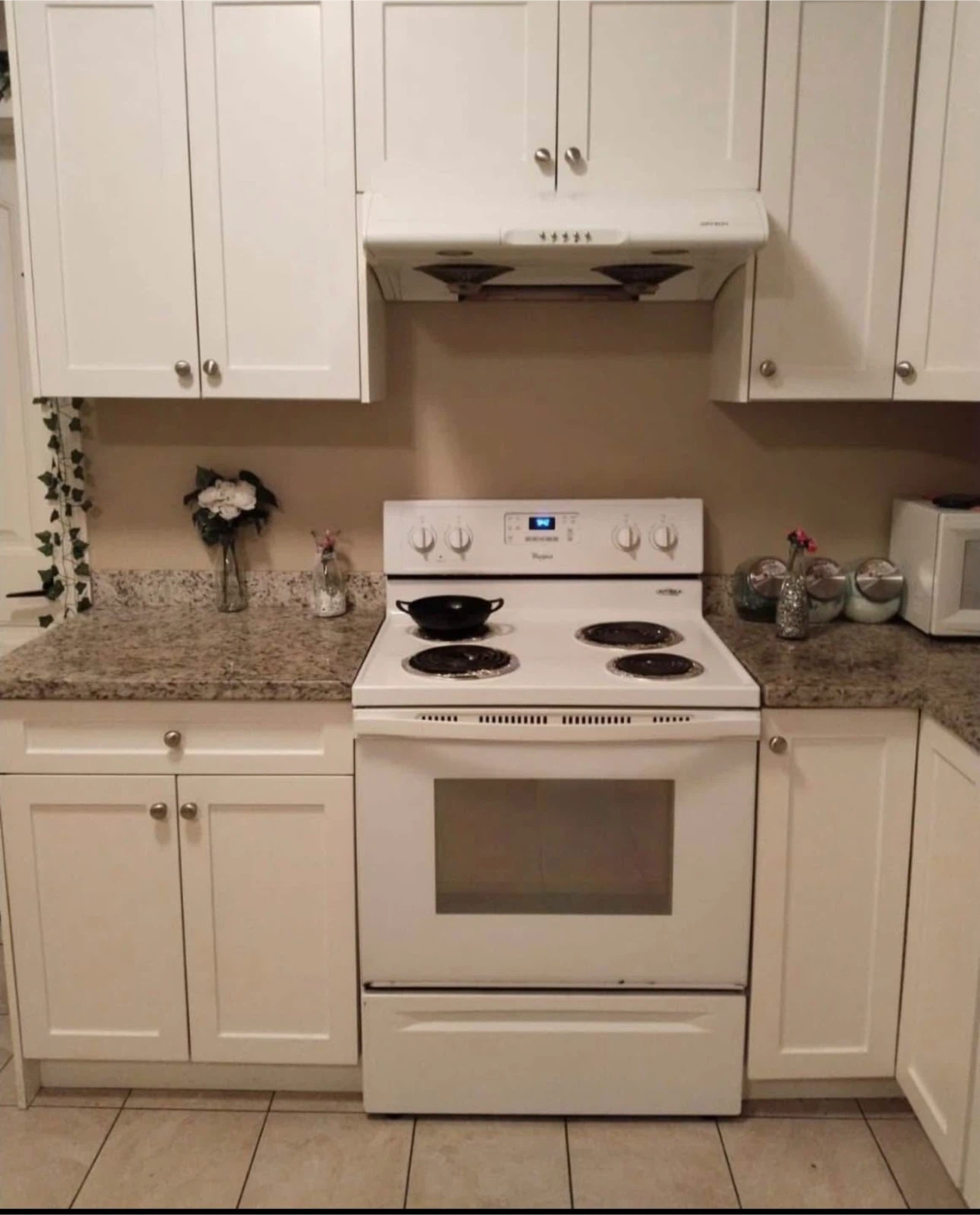 2 Bedroom Basement Suite for Rent – Available October 1st - photo 3