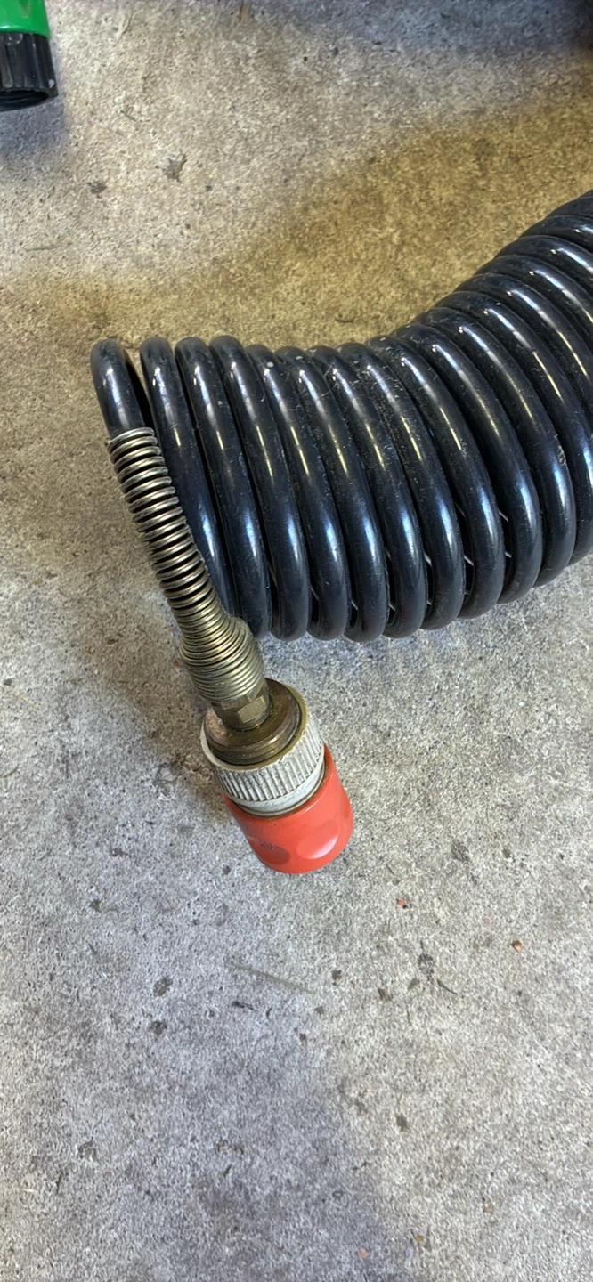 Coiled Garden Water Hose – Great Condition - photo 4