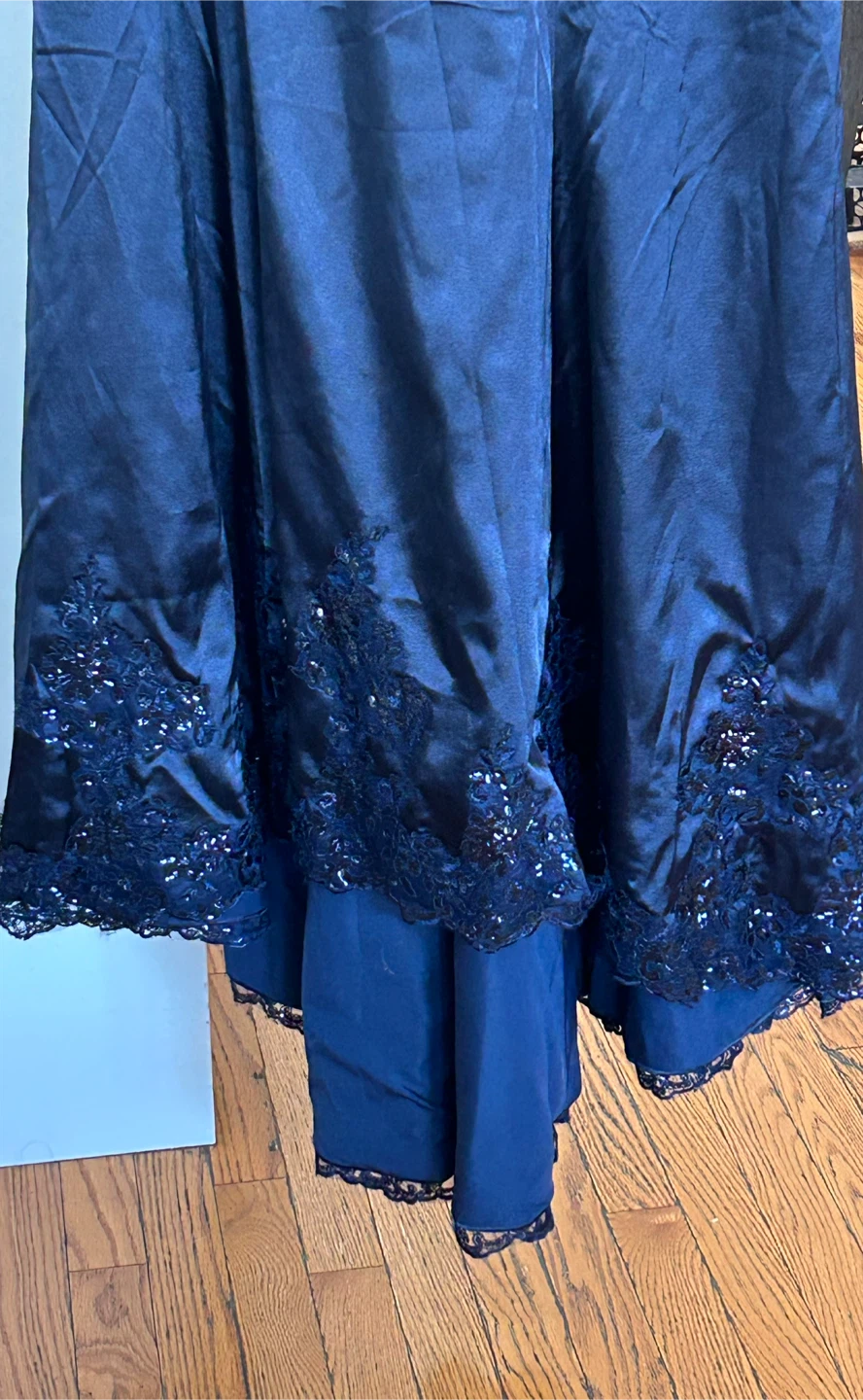 Navy Blue Sequined Evening Gown - photo 5