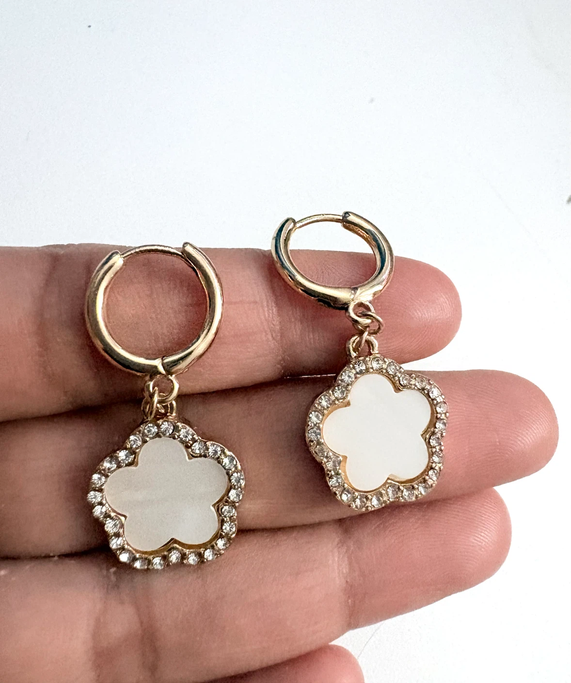 Clover Hoop Earrings (new ) - photo 3