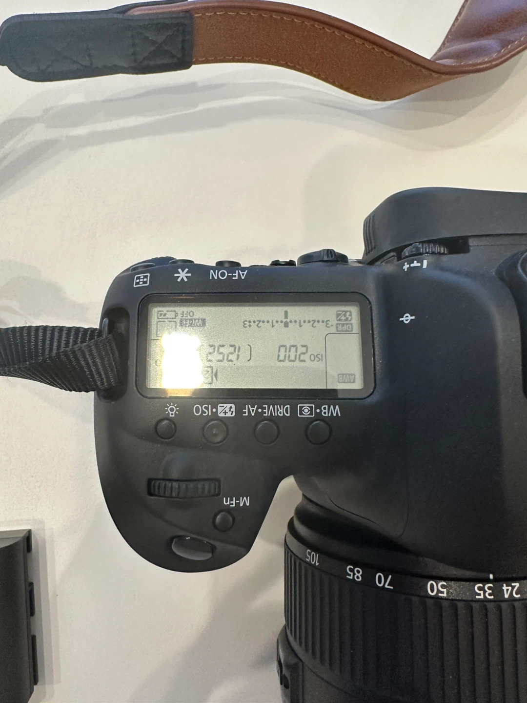 Canon EOS 5D Mark IV with EF 24-105mm f|4L IS II USM Lens - photo 3
