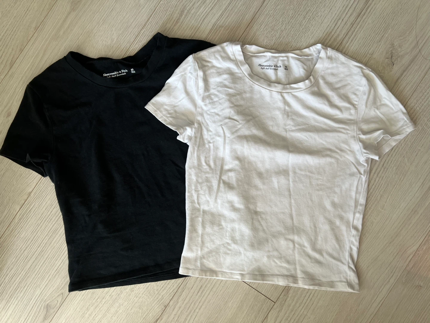Abercrombie & Fitch Crop T-Shirts