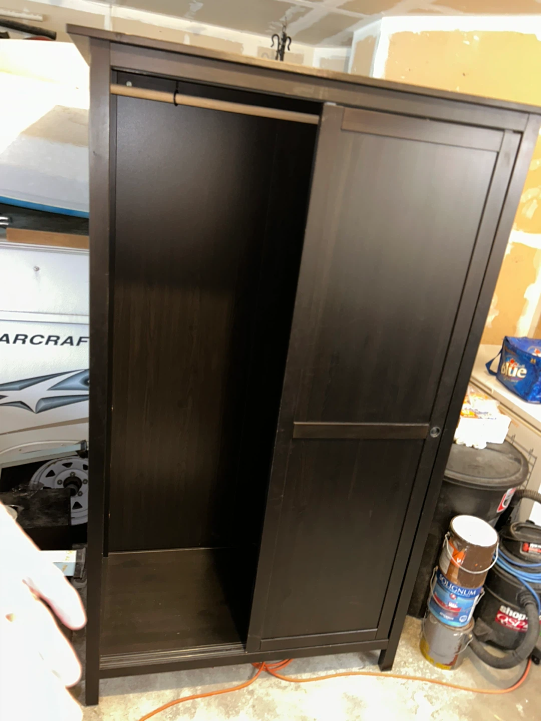 Wardrobe, freestanding with hanging rod and 2 shelves - photo 4