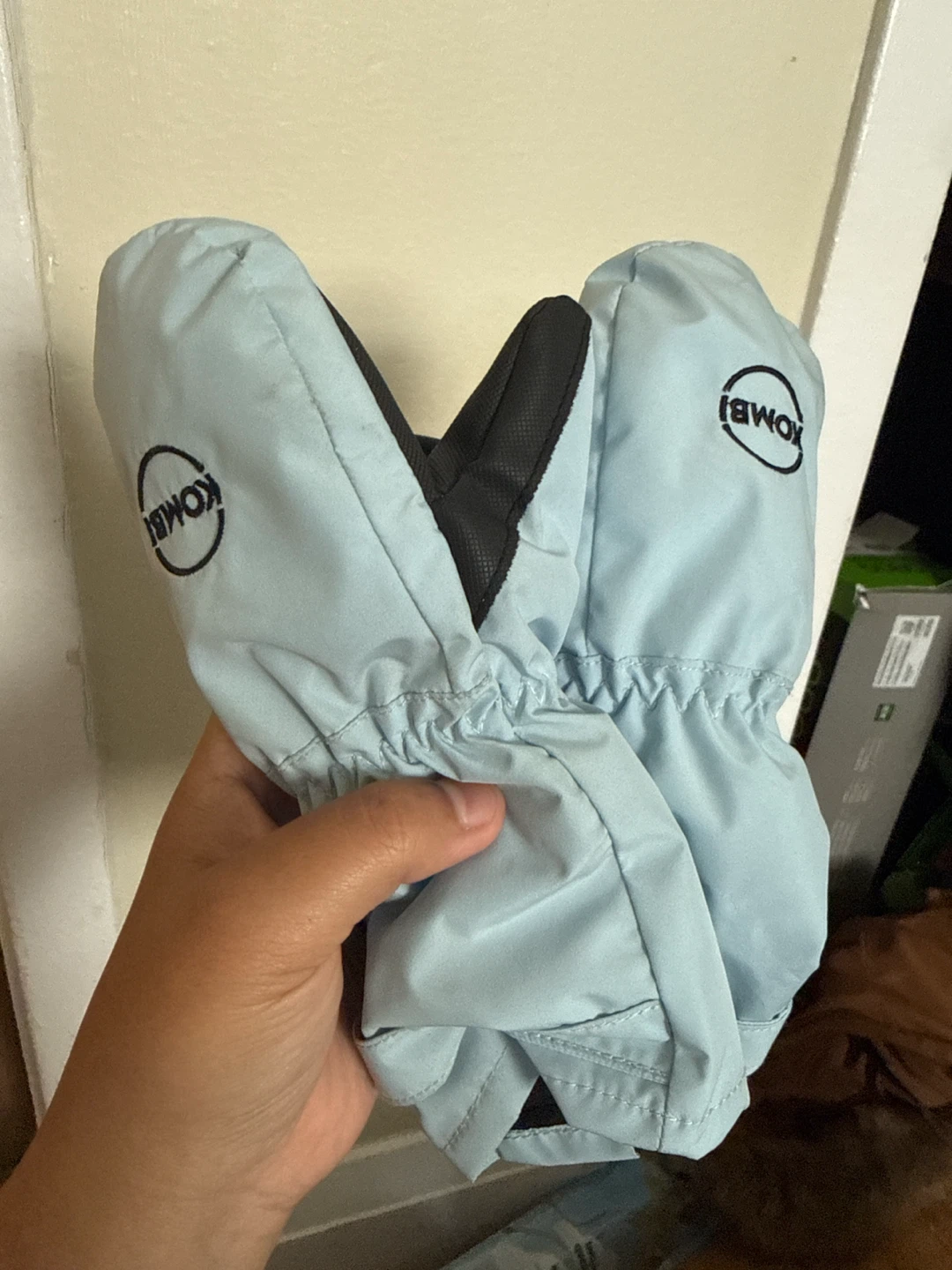 Kombi Children's Mittens Size M