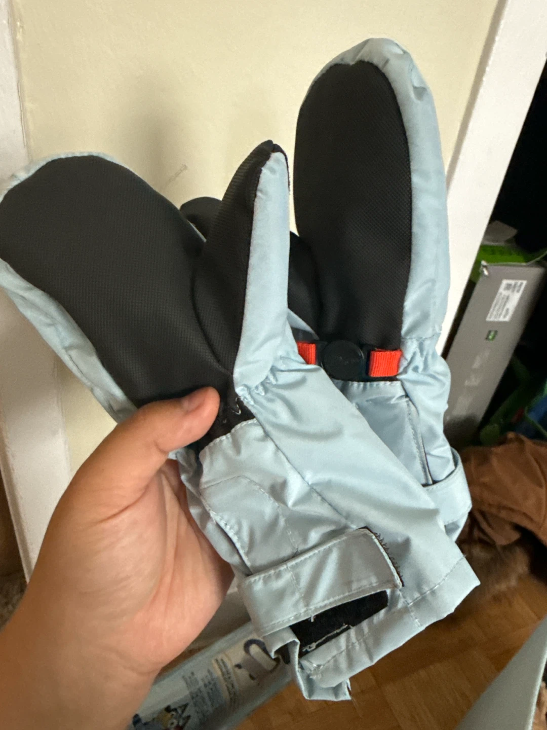 Kombi Children's Mittens Size M - photo 2