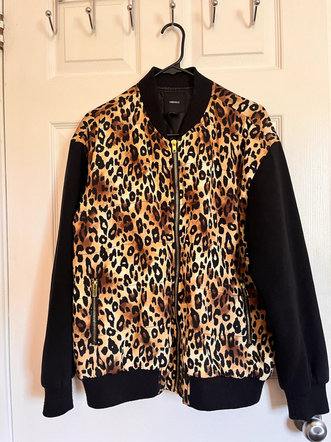 Forever 21 Leopard Print Bomber Jacket - photo 2