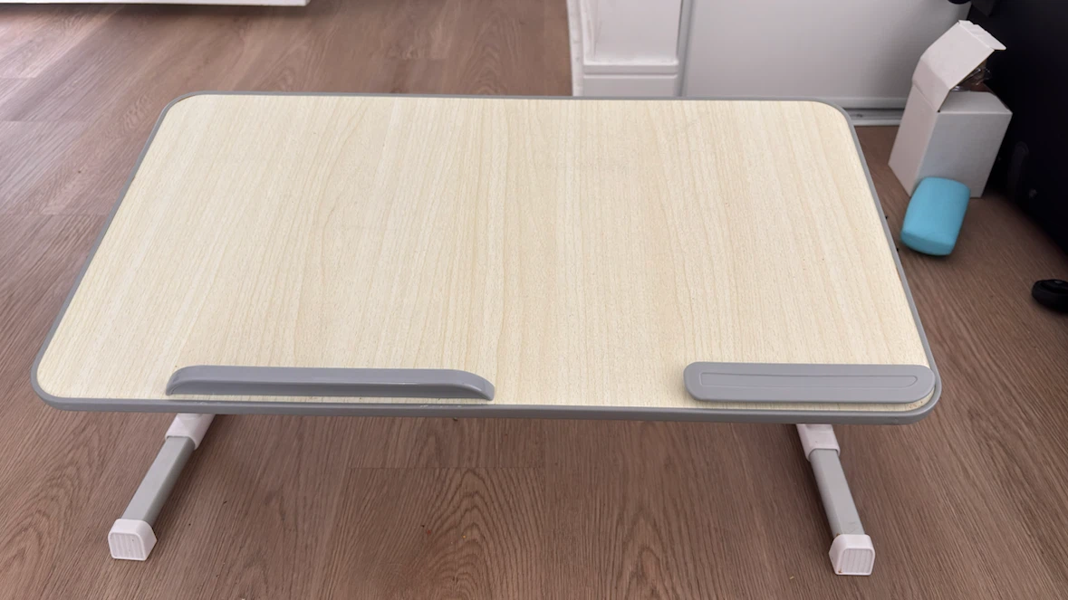AmazonBasics Adjustable Laptop Bed Tray - photo 2