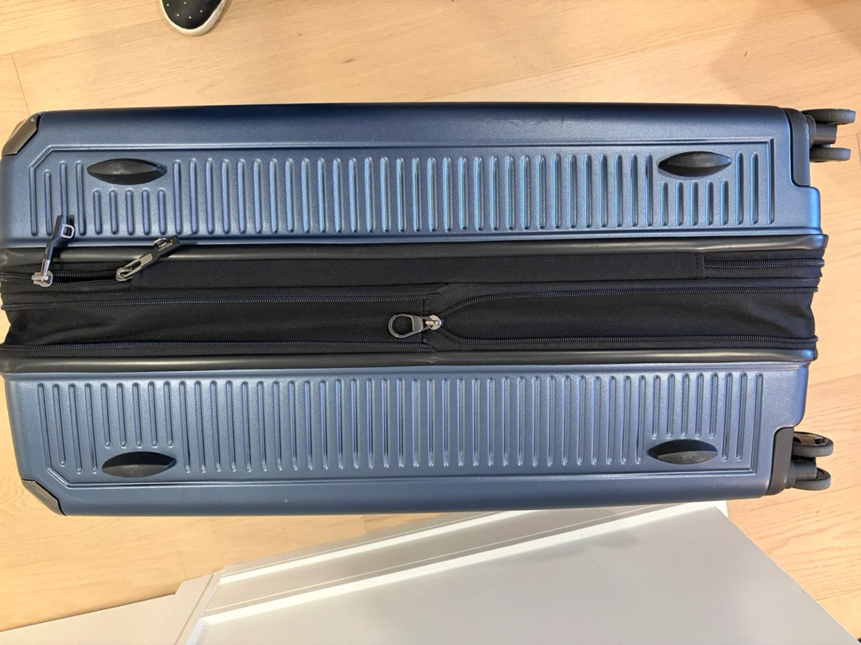 Large Samsonite Spinner Suitcase - photo 3