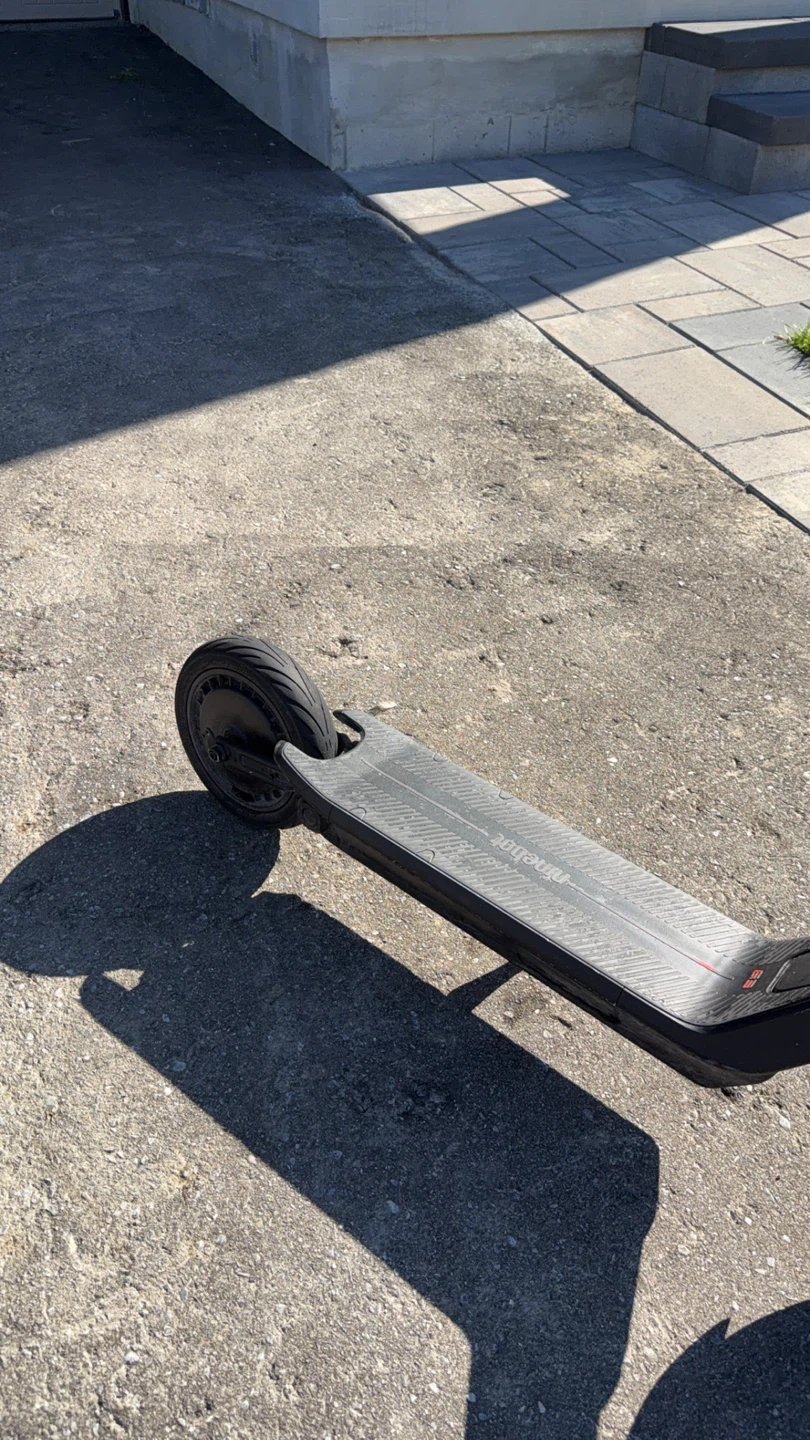 Segway Ninebot E22 Electric Scooter - photo 3