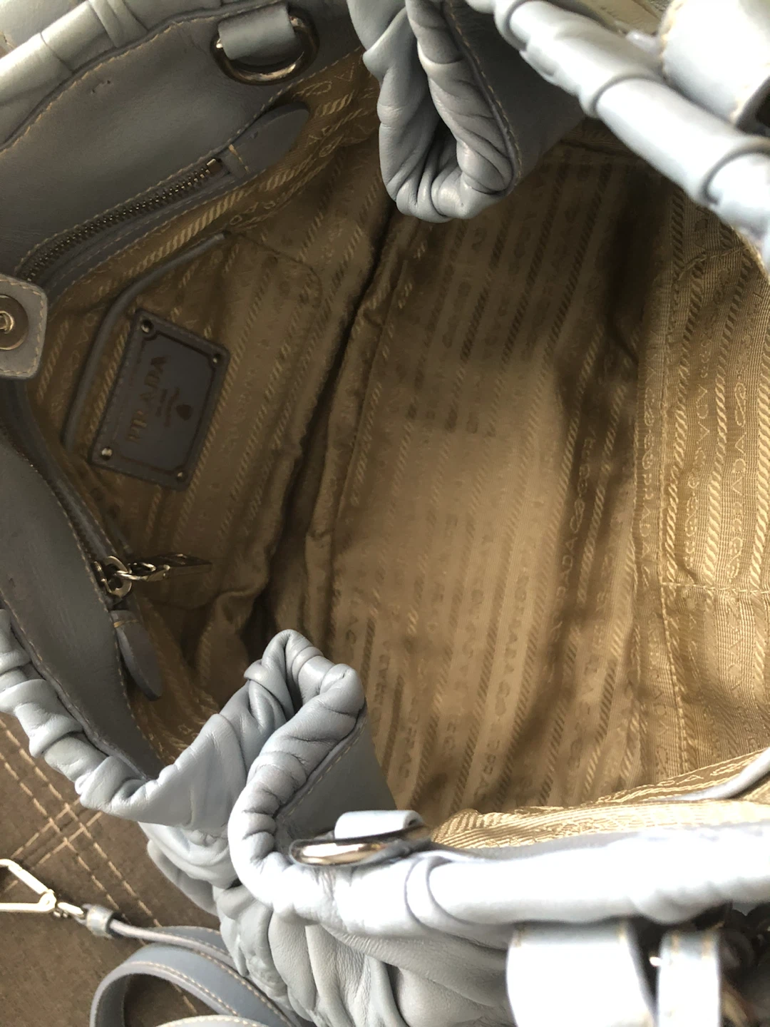 Prada Baby Blue Leather Handbag - photo 3