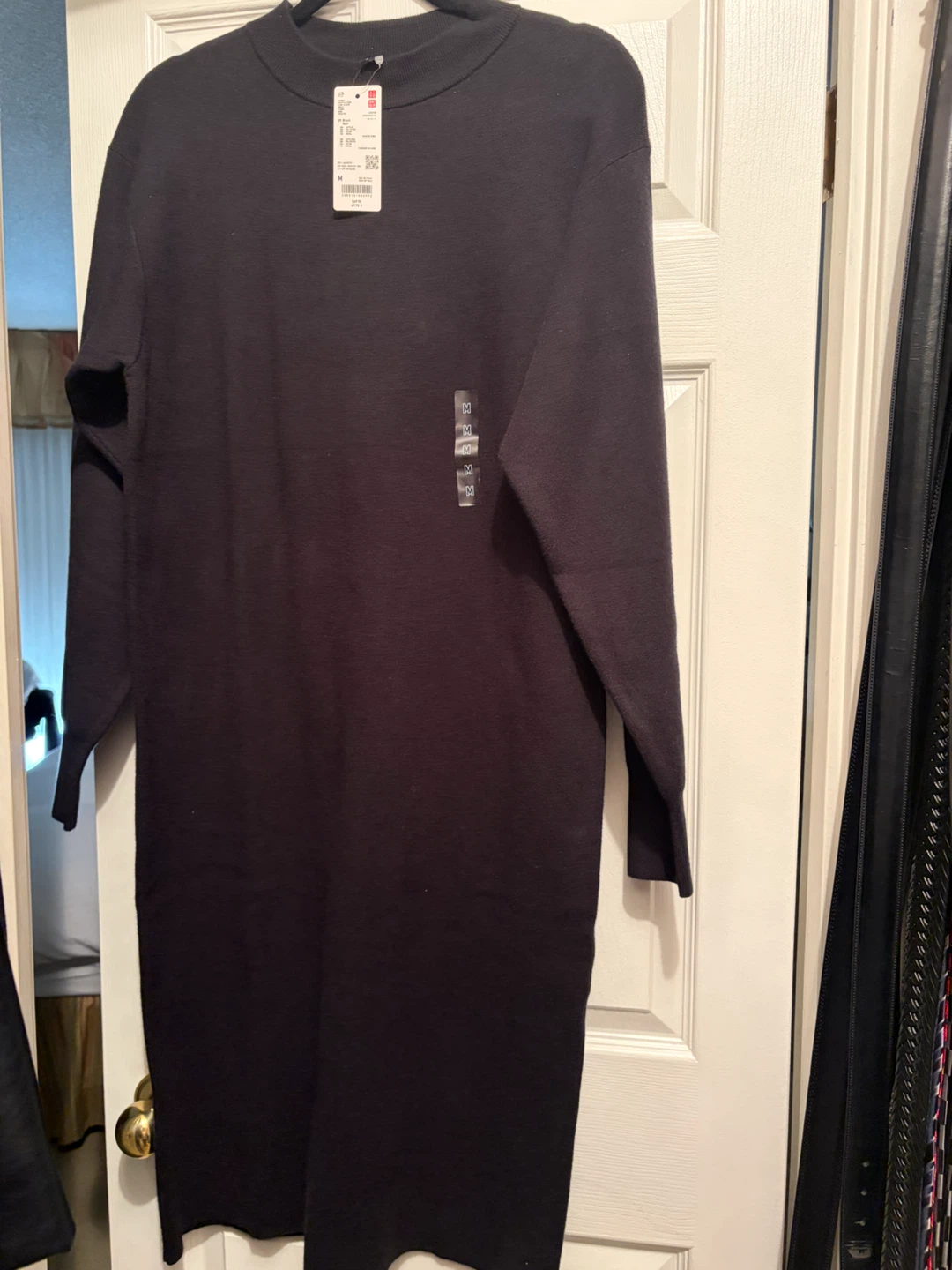 Uniqlo Black Knit Dress - photo 3