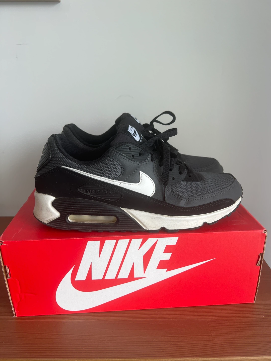Nike Air Max 90 Sneakers- US 10 - photo 2