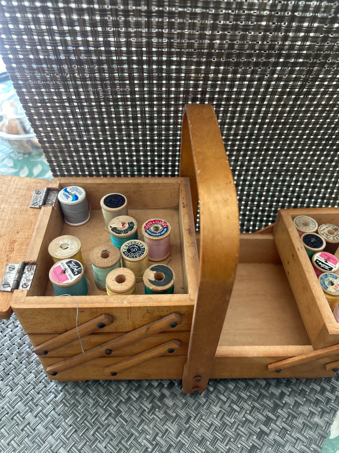 Vintage Wooden Expandable Sewing Basket - photo 2