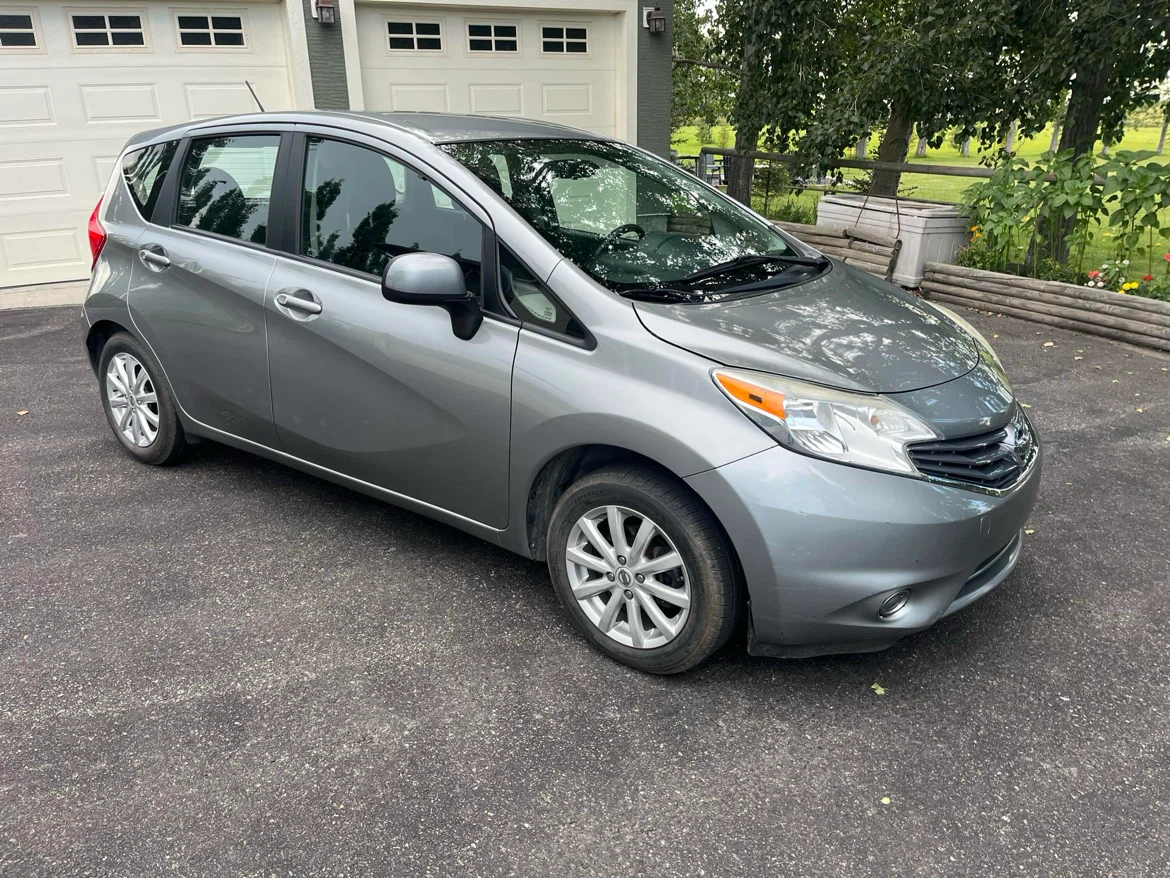 2014 Nissan Versa Note SV - photo 2