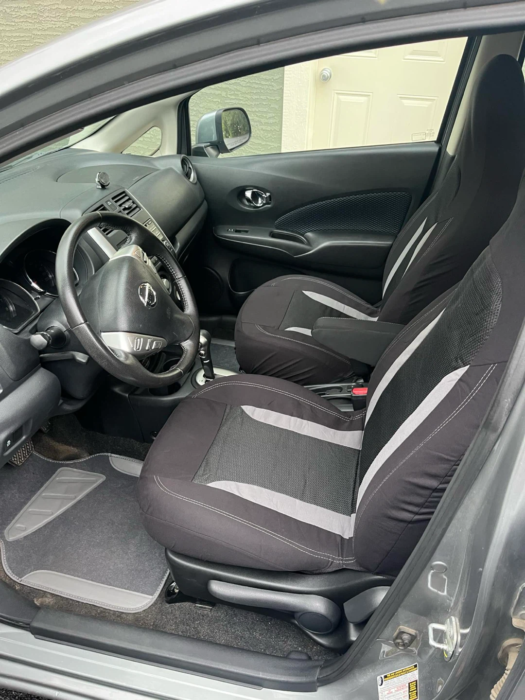 2014 Nissan Versa Note SV - photo 5