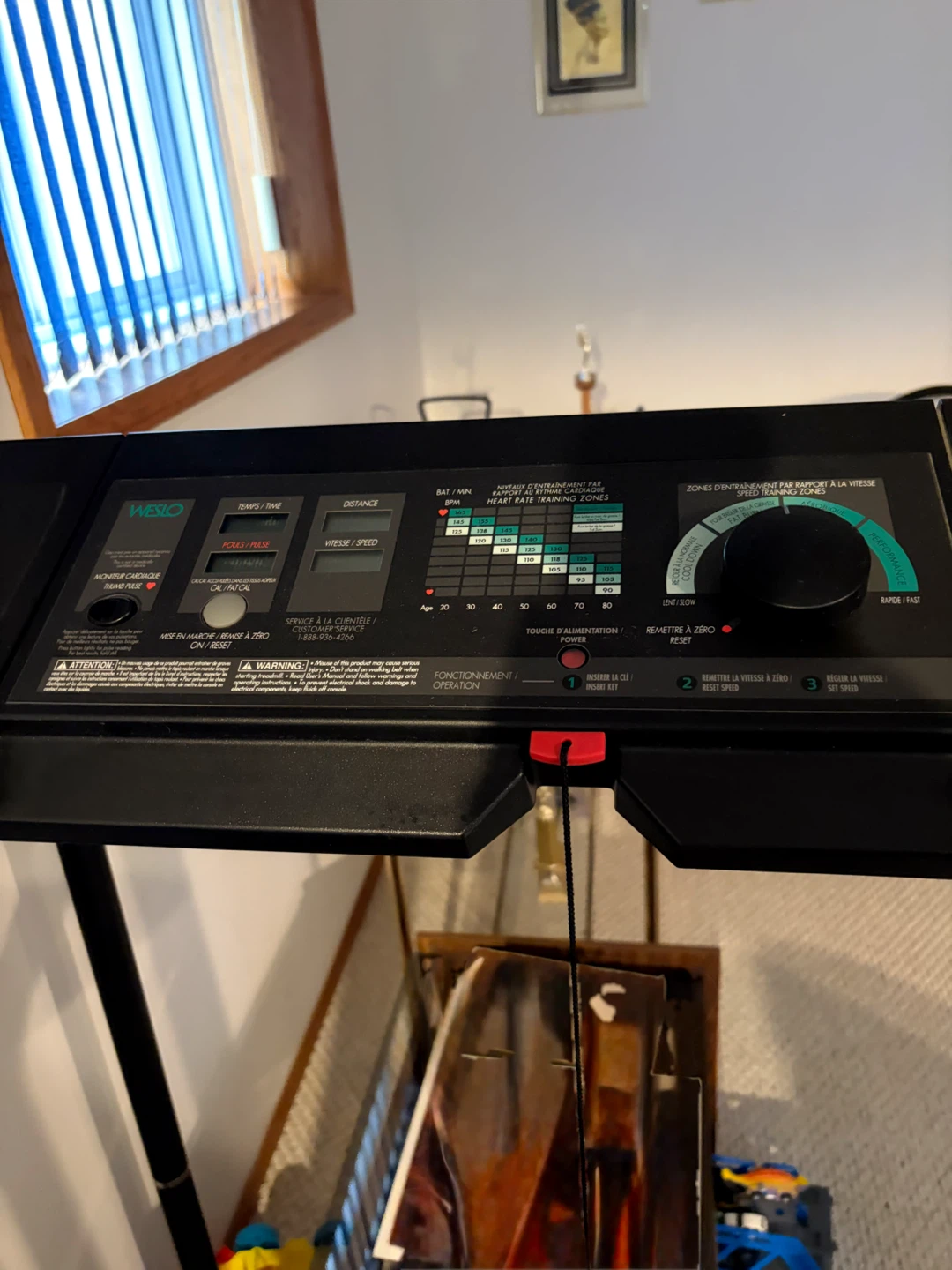 Weslo Cadence 927 Treadmill - photo 2