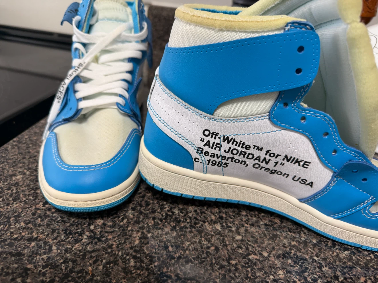 Off-White x Nike Air Jordan 1 UNC - photo 5