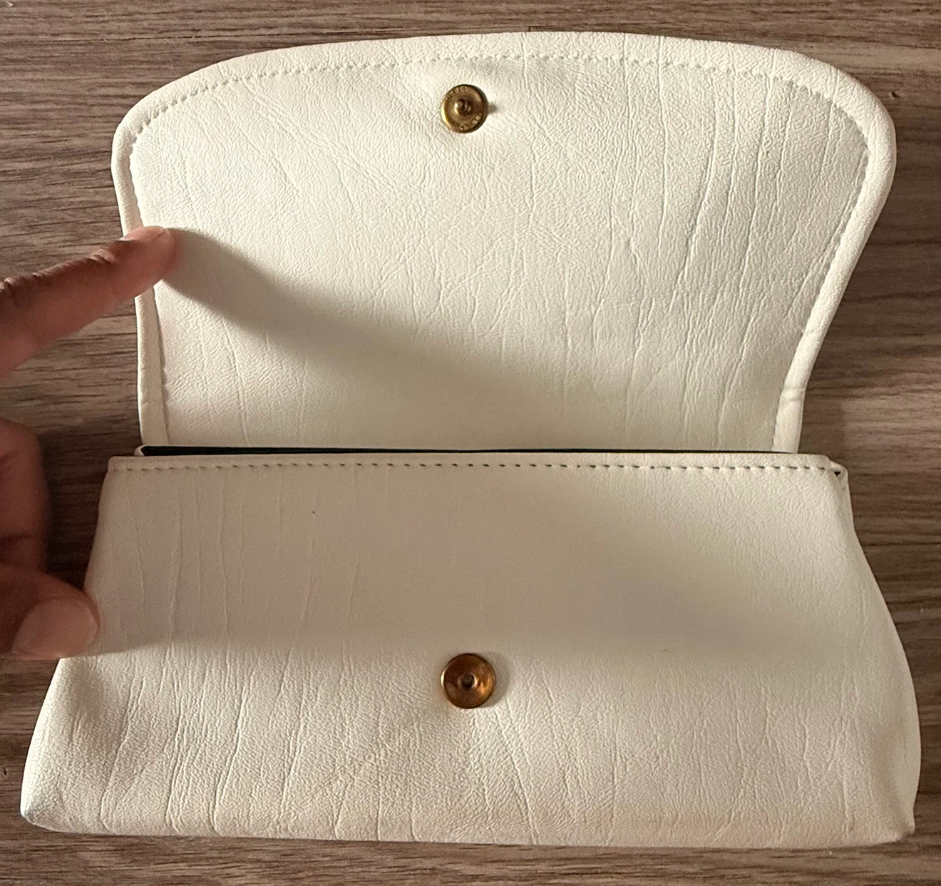 VINTAGE • Made In WINNIPEG • LEATHER ArtCraft HandBag - photo 3