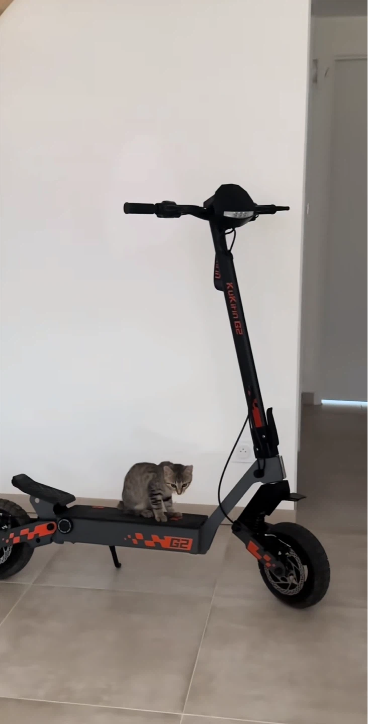 KuKirin G2 Electric Scooter - photo 2