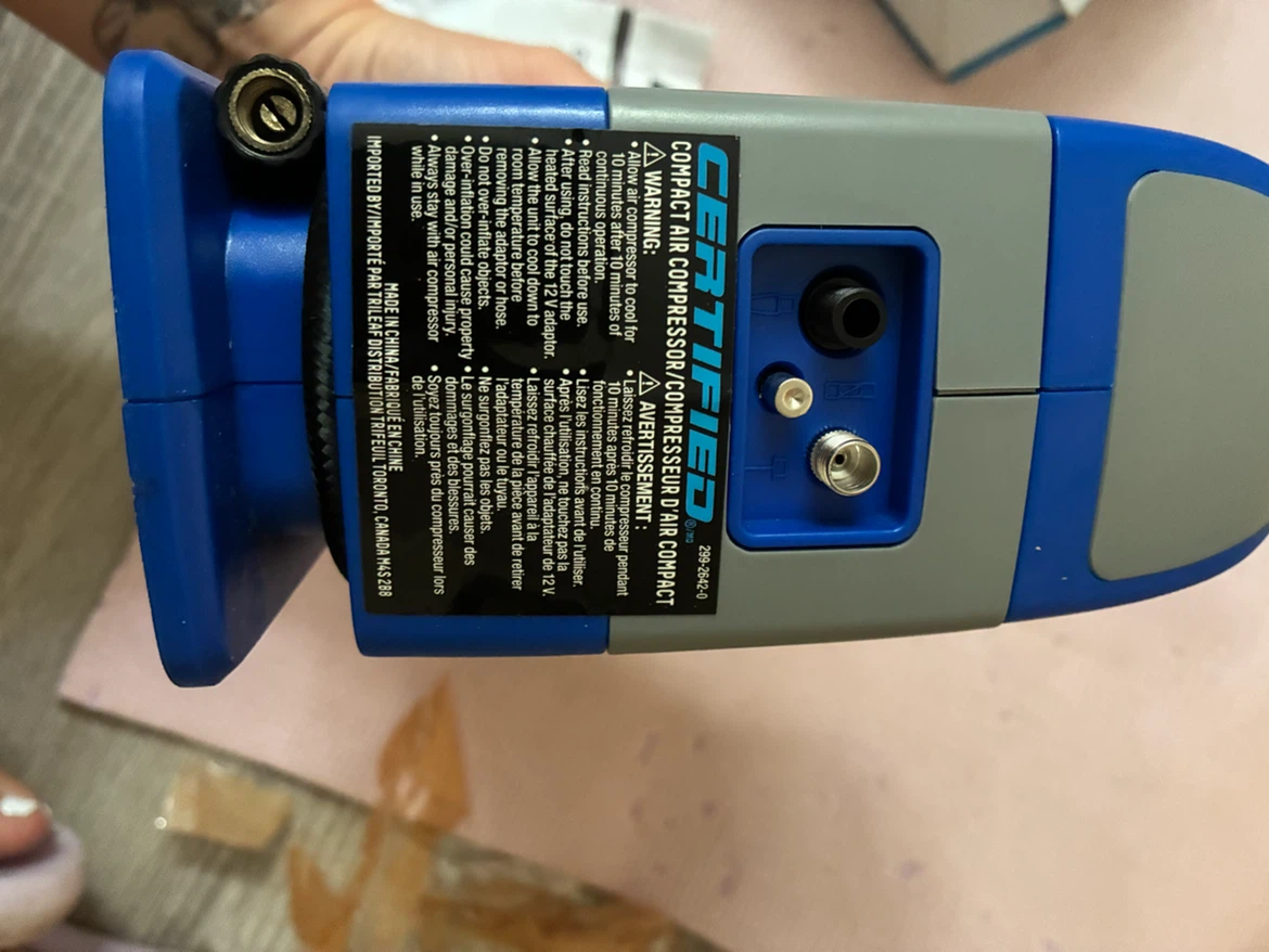 MOVING SALE: Certified Compact Air Compressor - photo 4