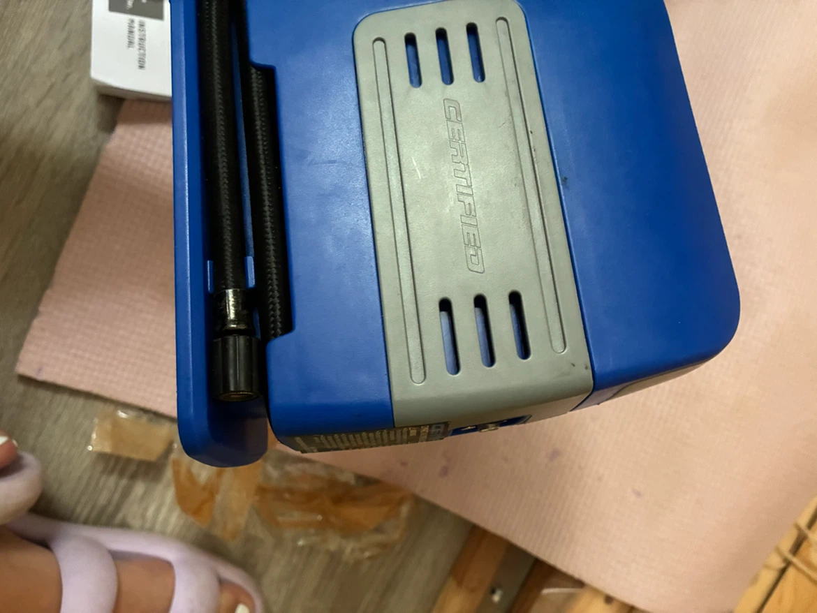 MOVING SALE: Certified Compact Air Compressor - photo 5