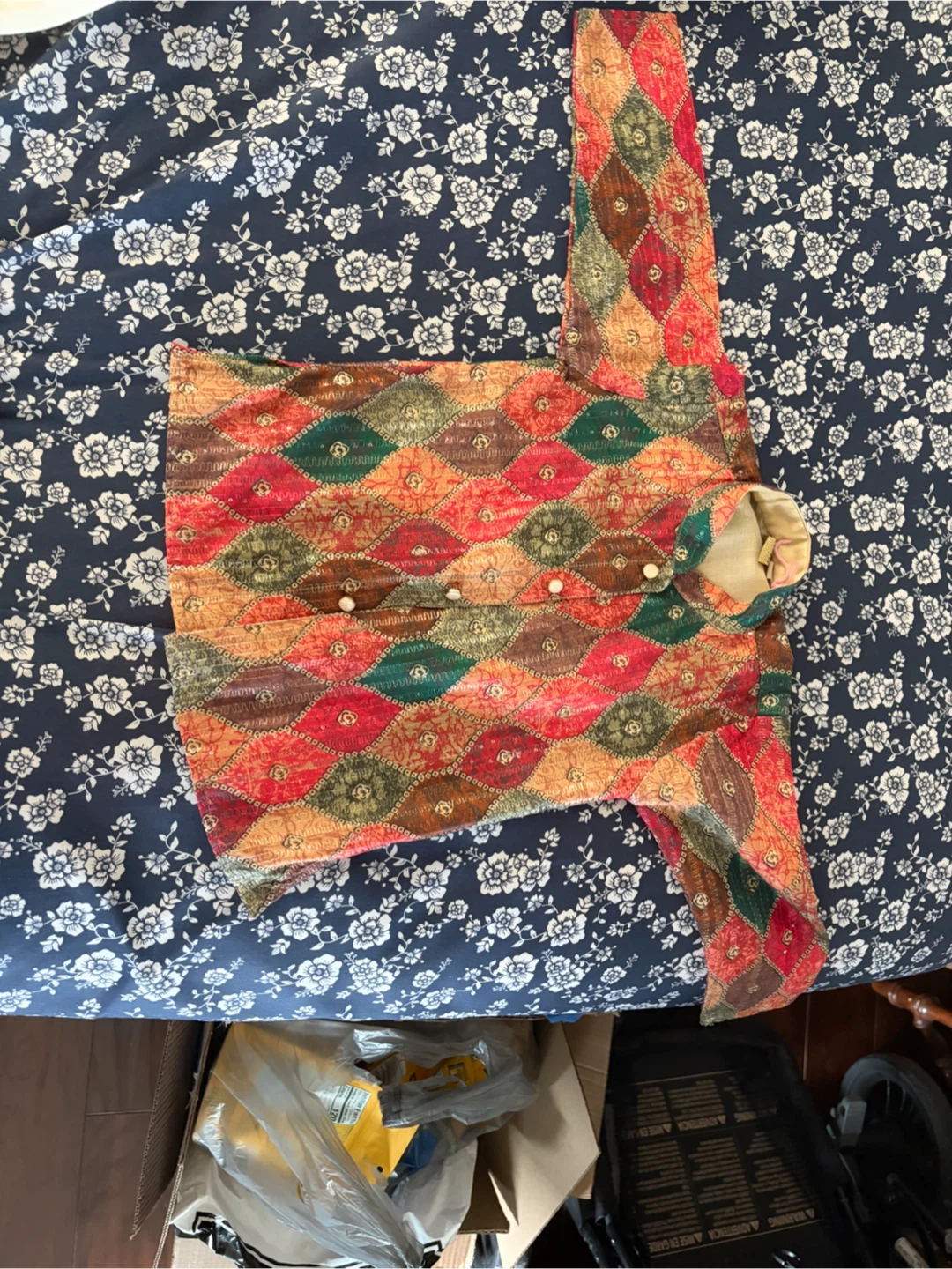 Classy Children's Traditional Outfit, Size 0 - photo 2
