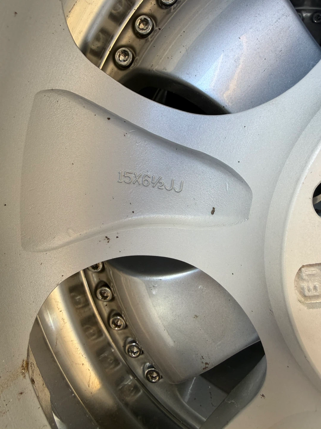 Set of 15 Inch Wheels - photo 3