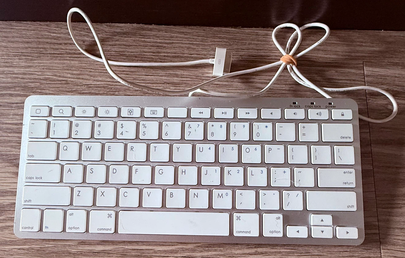 Older Model APPLE Styled Keyboard