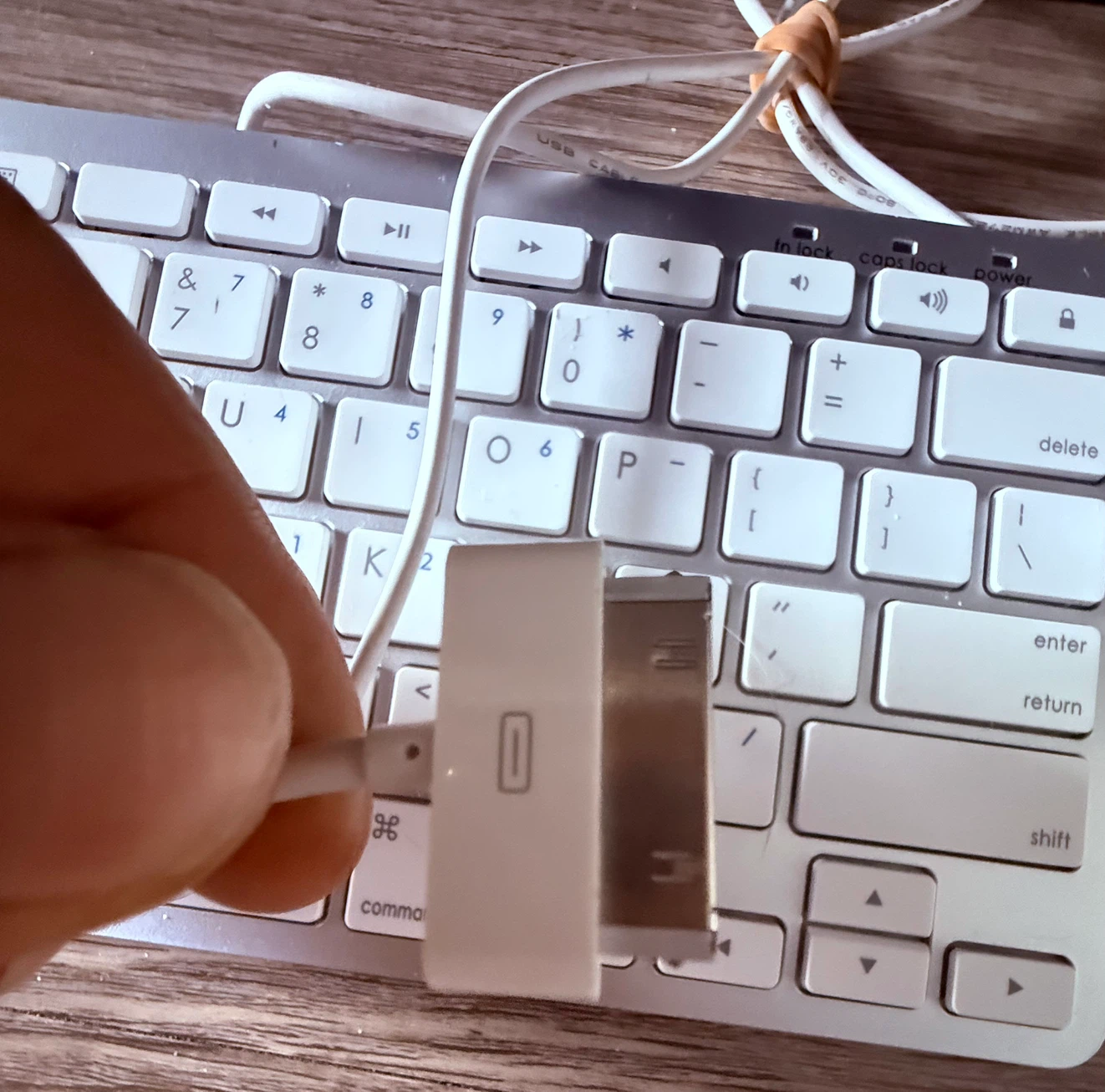 Older Model APPLE Styled Keyboard - photo 4