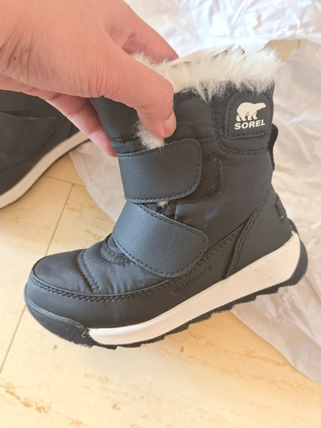 Sorel toddler whitney strap boots US 8 (13cm)