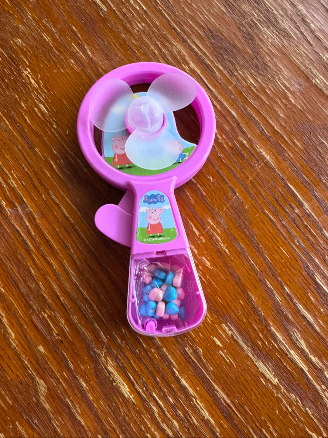 Peppa Pig Handheld Fan with Candy
