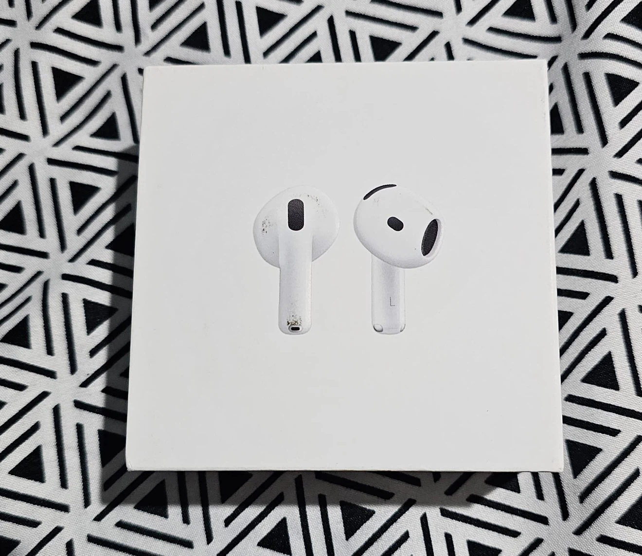 Apple AirPods 4 and AirPods 3 pro Wireless Headphones - photo 2