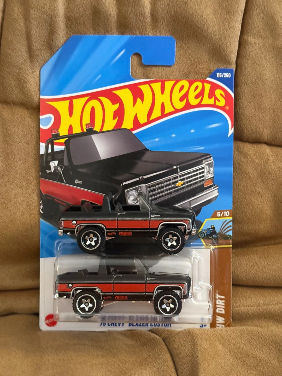 Hot Wheels '75 Chevy Blazer Custom set